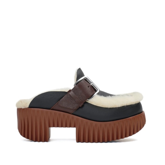 4CCCCEES Plia Amber Shearling Clog in Oreo - Picture 3 of 5